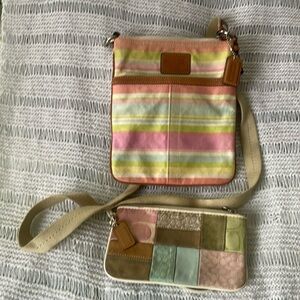 Coach Crossbody & Wristlet Just Needs Cleaning .No tears, holes